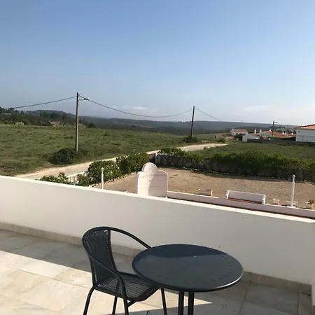 Cash Ella Villa *